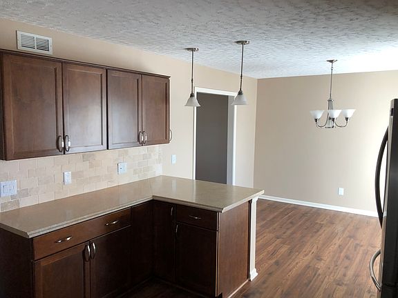 4th image of 2039 E Mohawk Ct