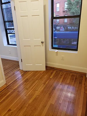 Rented by BELLMARC | media 4