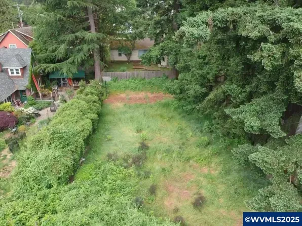 531 Riverview Dr NW, Salem, OR 97304