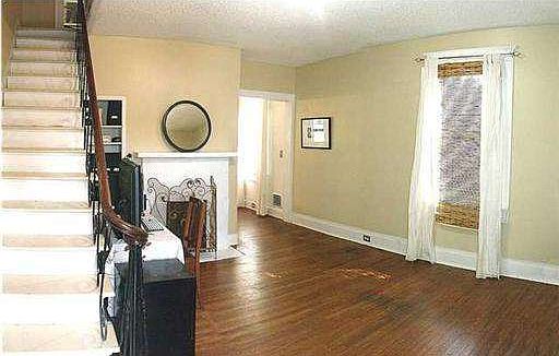 2nd image of 535 Barton Ave