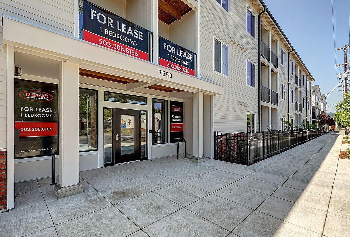 Building Photo - 7550 N Lombard St