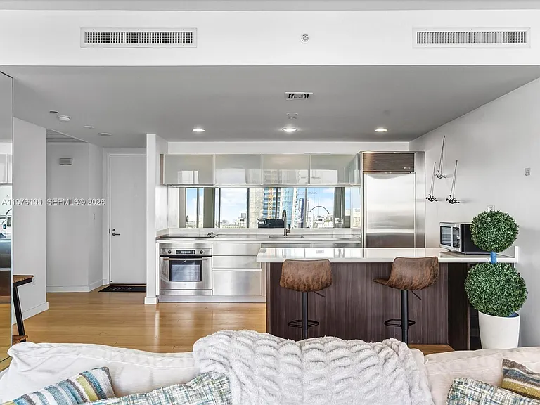 1040 Biscayne Blvd #1107 — Photo 14