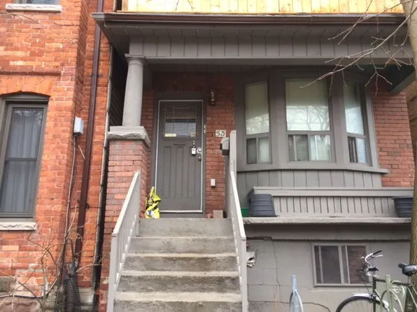 53 Claremont St APT 1, Toronto, ON M6J 2M7