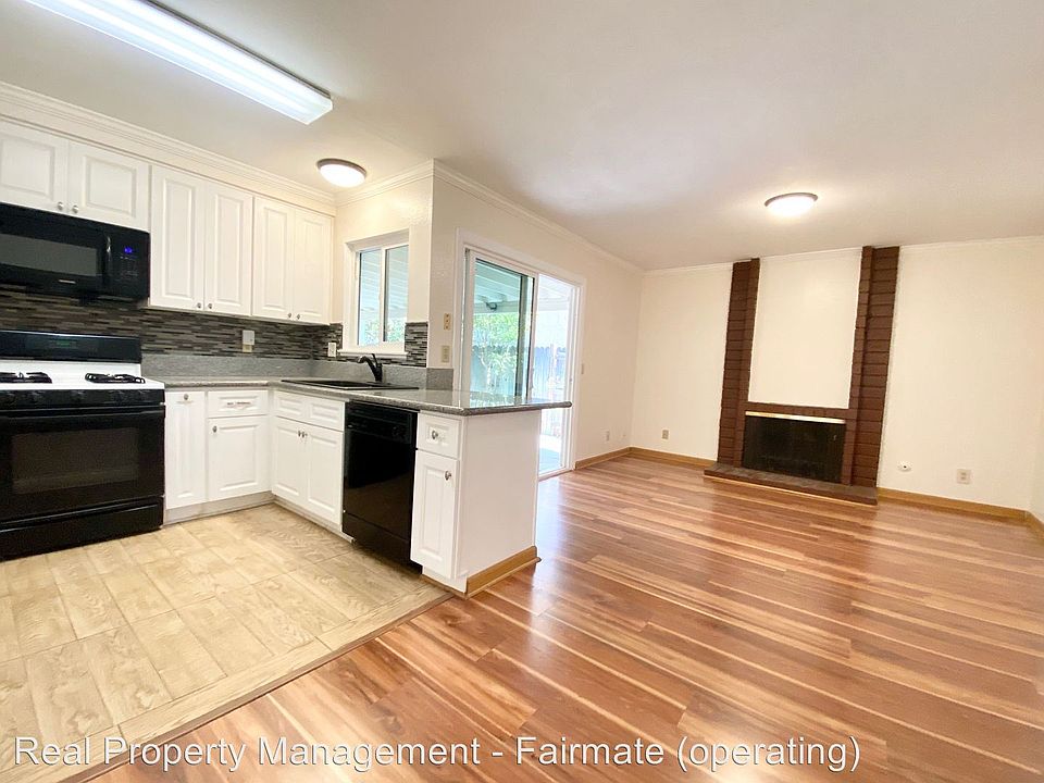 1st image of 3036 E Cecelia St