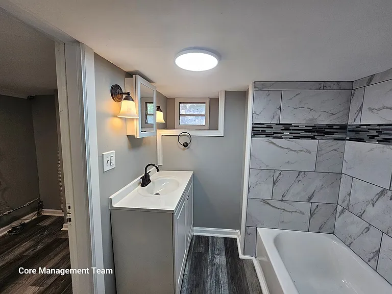 2624 Stella St — Photo 9