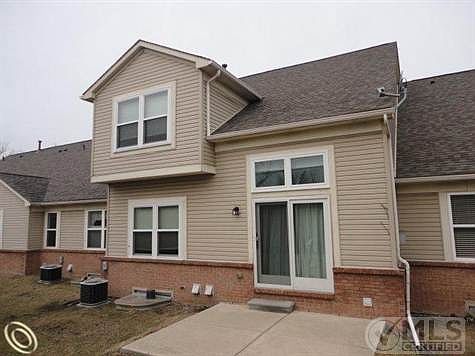5583 Elmhurst, Trenton - Molly W