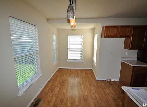5th image of 3143 Edwards Pl
