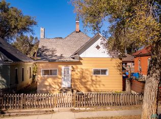 810 N 2nd St, Raton, NM 87740
