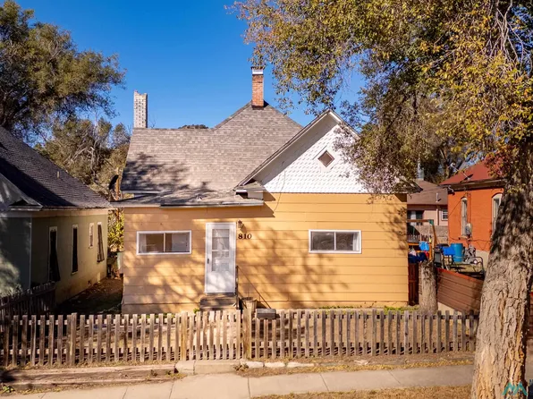 810 N 2nd St, Raton, NM 87740