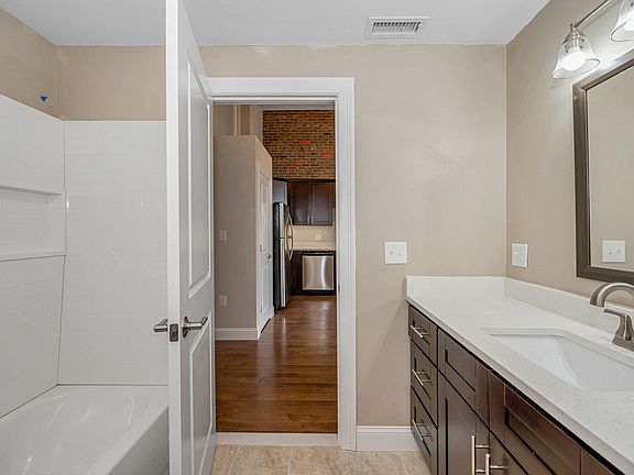 4th image of 231 Central St #11063722