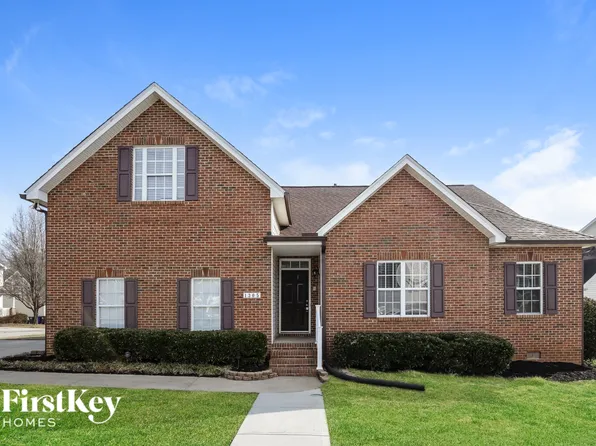 1305 Camden Place Ct, Winston Salem, NC 27103