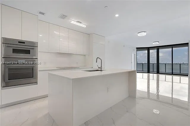 700 NE 24th St #4106 — Photo 40