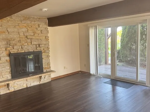 1500 Camellia Dr Unit 1, Munster, IN 46321