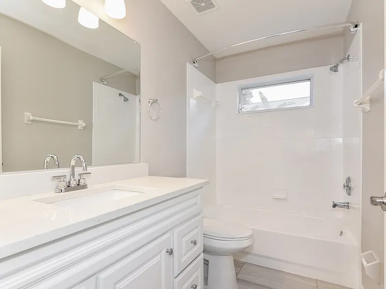 26808 Haverhill Dr — Photo 13