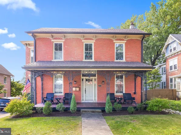 220 S Broad St, Kennett Square, PA 19348