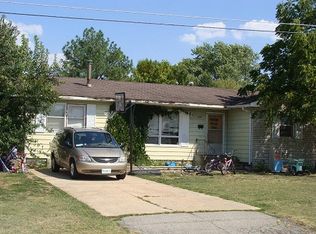 606 S Main St, Mountain Grove, MO 65711