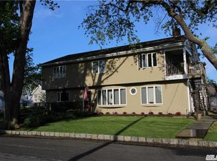 87 Coolidge Ave, Amity Harbor, NY 11701