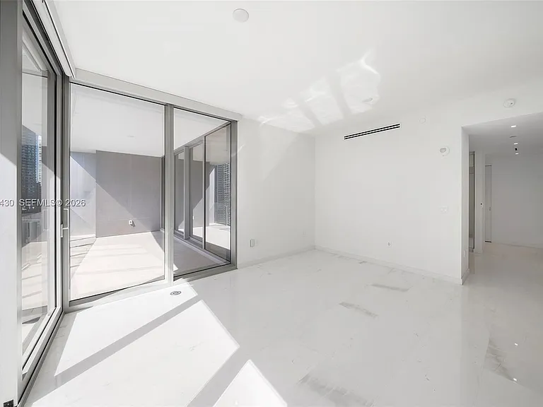 300 Biscayne Boulevard Way #1904C — Photo 29