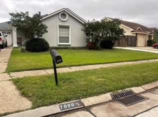 7000 E Renaissance Ct, New Orleans, LA 70128