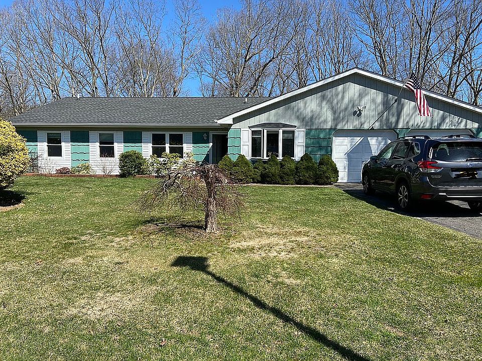 1st image of 20 Timbercrest Ln