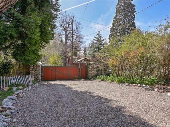 29 Bear Dr, Mt Baldy, CA 91759