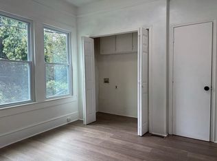 10 E Main St #2, Taylors, SC 29687