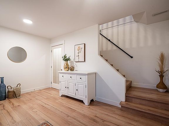2nd image of 26567 28a Ave