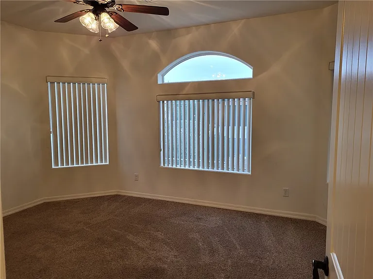 29 Spanish Bay Dr N — Photo 14