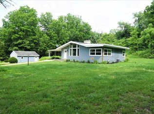 7922 Burr Oak Rd, Roscoe, IL 61073