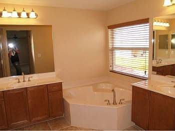 5th image of 7949 Picklewood Park Dr