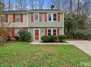 401 Shannonford Ct, Wake Forest, NC 27587