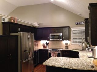 10312 N Virginia Ave, Kansas City, MO 64155
