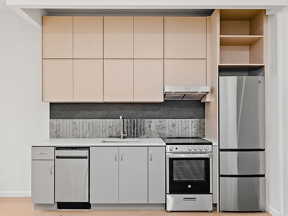3rd image of 41-15 24th St #404