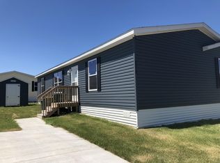 2213 Osprey Pl NW, Stewartville, MN 55976
