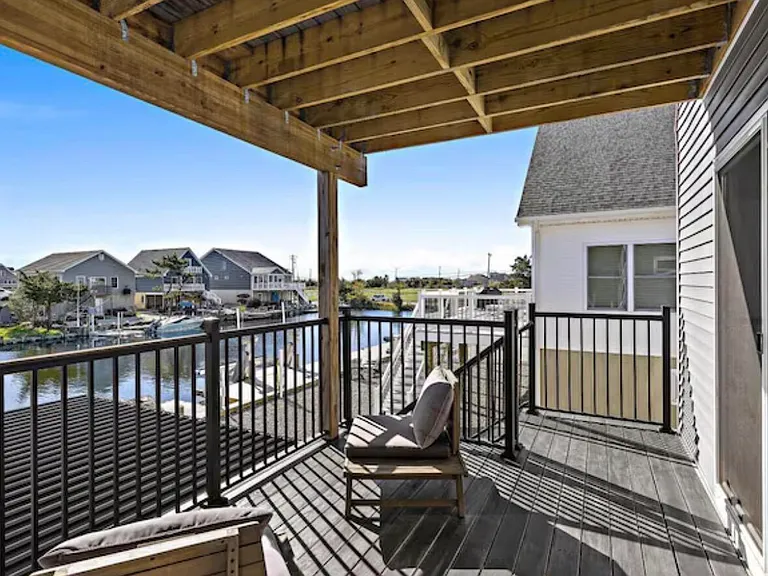 110 N Ensign Dr — Photo 30