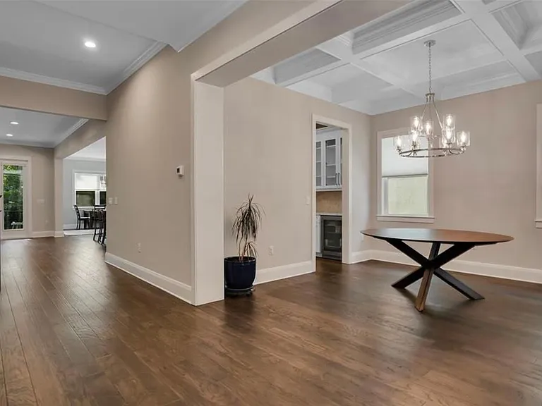 Dinning/Foyer