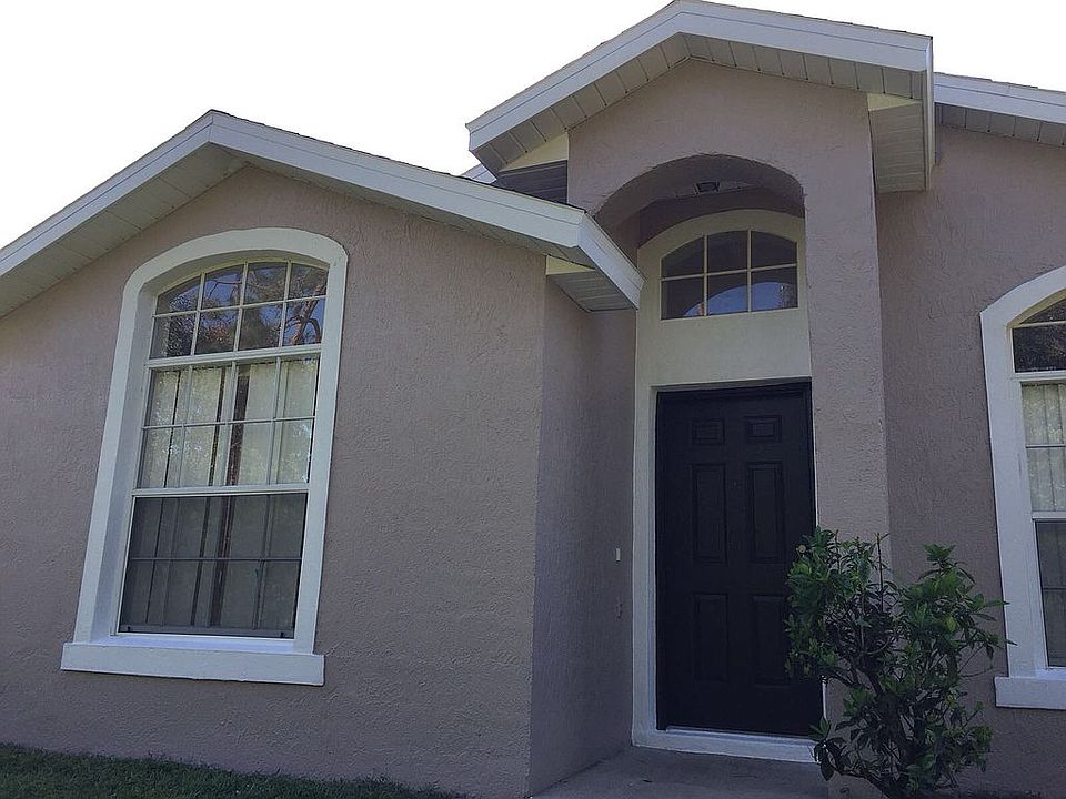 2nd image of 2404 Harbor Town Dr