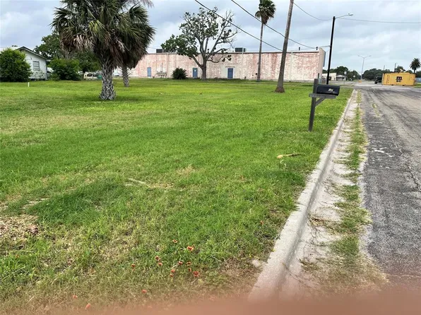 235 E Stoddard Ave Lot 1-4, Aransas Pass, TX 78336