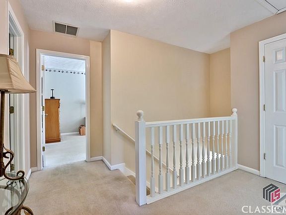 4th image of 2045 Maier Court SW