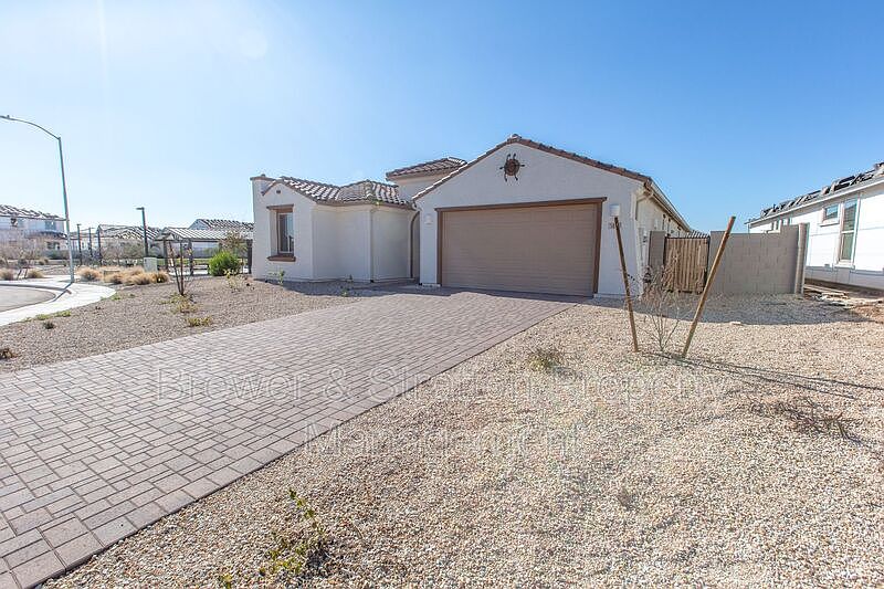 5866 N 86th Ln, Glendale, AZ 85305 Zillow