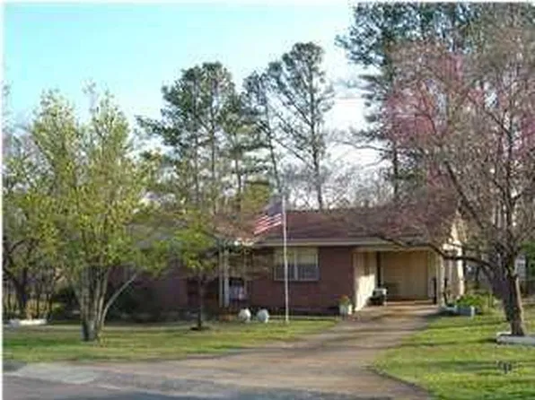 109 8th St, Pleasant Grove, AL 35127