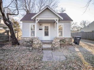 542 S Fountain Ave, Wichita, KS 67218