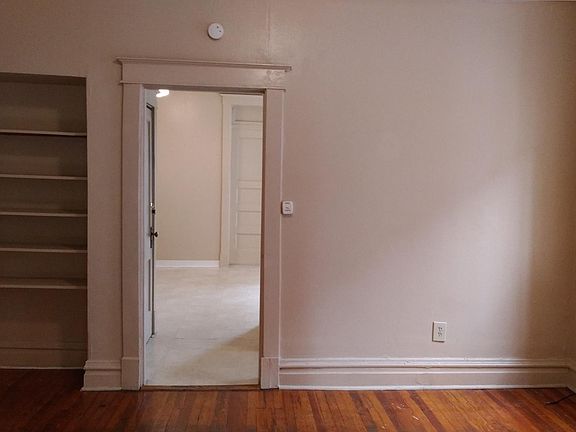 3rd image of 3447 Texas Ave Unit 2F