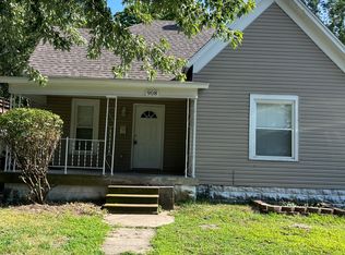 908 W 3rd St, Webb City, MO 64870