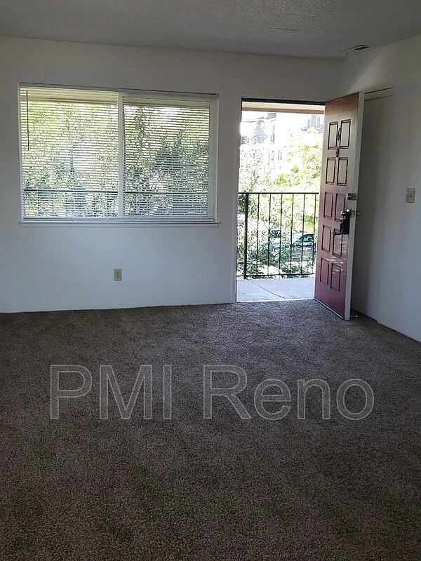 Building Photo - 2908 Salem Pl #6