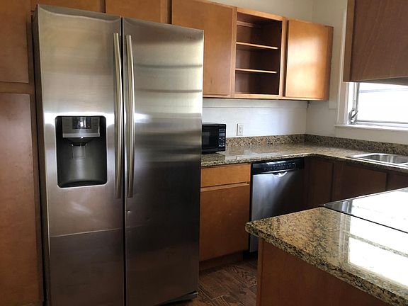 4th image of 210 S Moody Ave APT 3