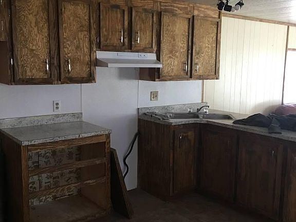 2nd image of 1203 E State Highway 31 Lot O1