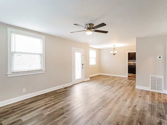 5th image of 123 Ray Ave