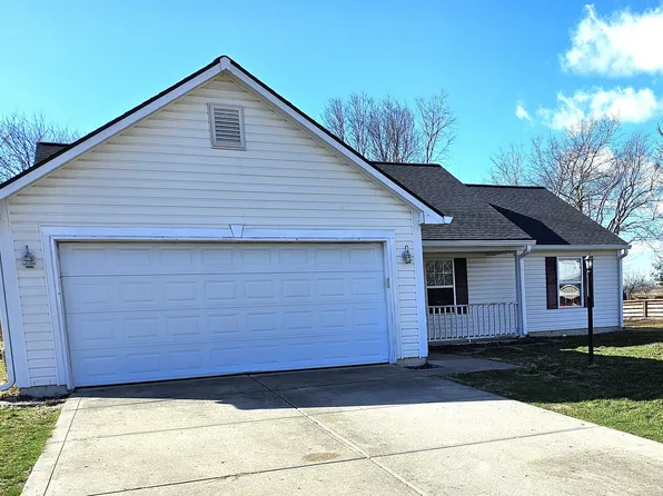648 N Appaloosa Dr, Bargersville, IN 46106