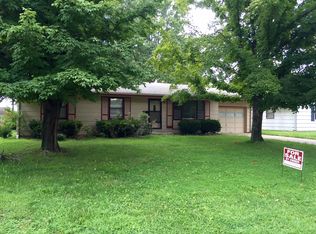 710 Hillcrest St, Butler, MO 64730